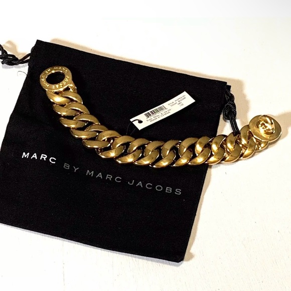 🔥NWT Marc Jacobs Katie Logo Link Bracelet Gold Tone Brass 7" $128🔥 - Picture 6 of 7